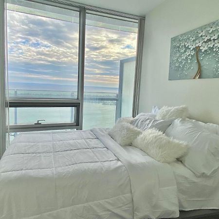 Cozy 2 Bedroom Free Parking Downtown Toronto 1Min Scotiabank Arena Tff Cn Tower Rogers Centre Union Station المظهر الخارجي الصورة